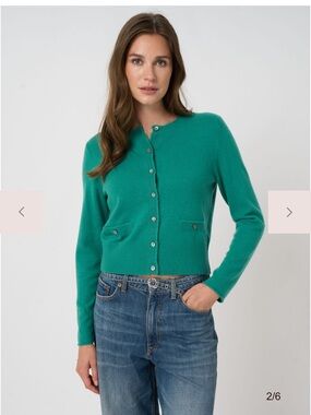 Cropped Button-Front Cardigan in Teal Green